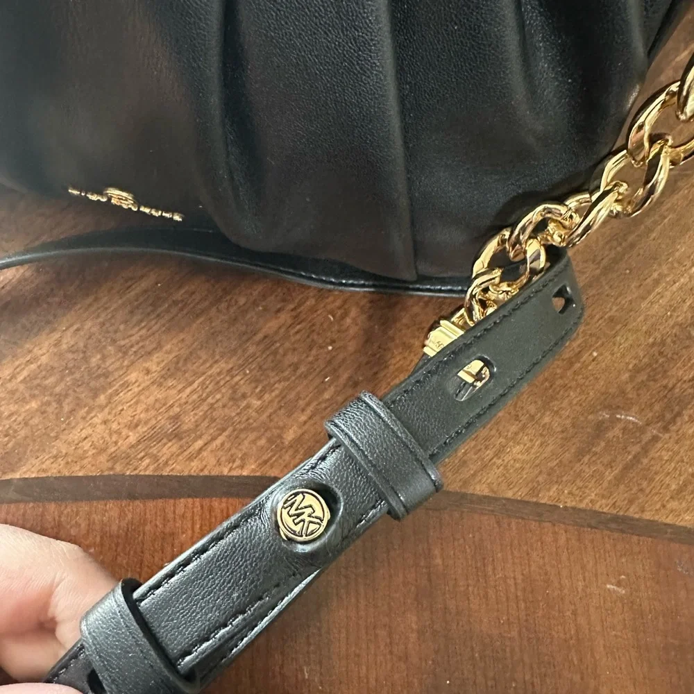 Michael Kors Women's Black Hannah Convertible Clutch Bag